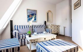 VacationClub - Rezydencja Bursztyn Apartament 36